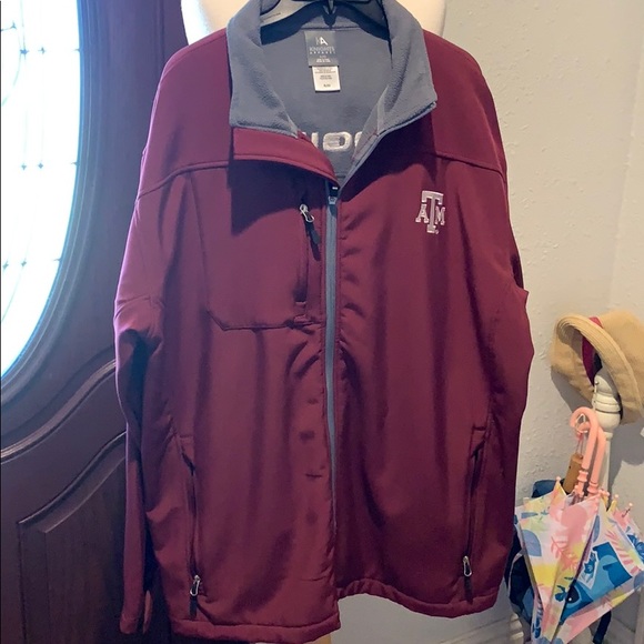 KA knights Apparel Other - Aggies Sports jacket color maroon size Xlarge